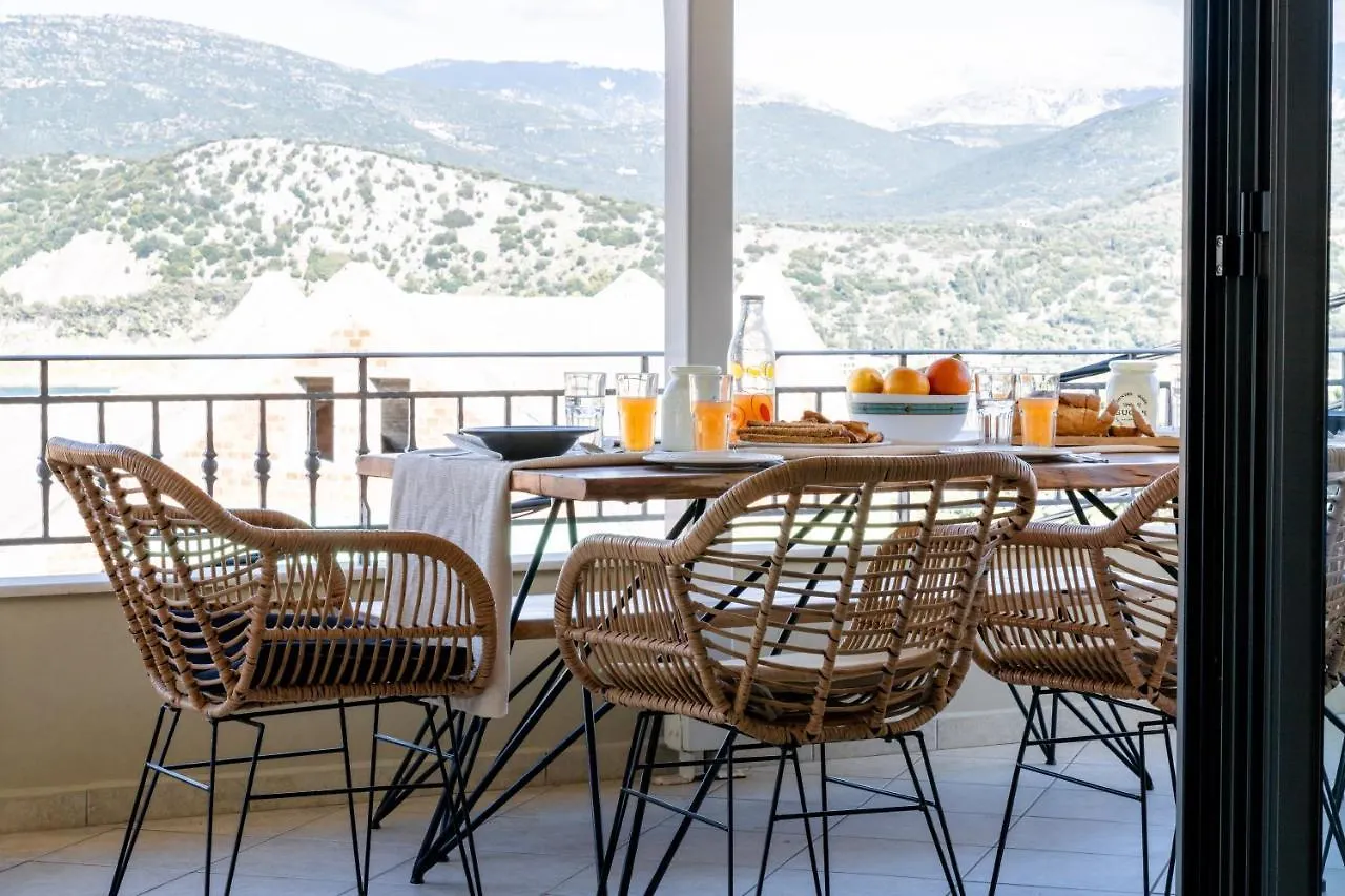 Cielo Alto Penthouse - 4 Bedrooms, Sleeps 10 Argostoli  0*, Argostoli (Kefalonia)